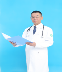  王井春  肛肠科主任